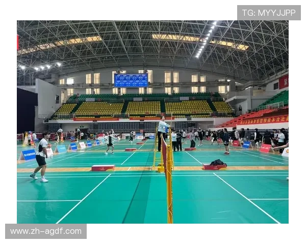 羽毛球腾空步技巧解析与训练方法提升运动表现