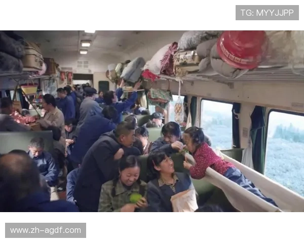 球迷出行观察国内高铁发达背景下绿皮车为何仍是赛事出行选择